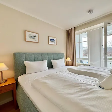 Moderne Mit Balkon In Suedostlage In Apartment *